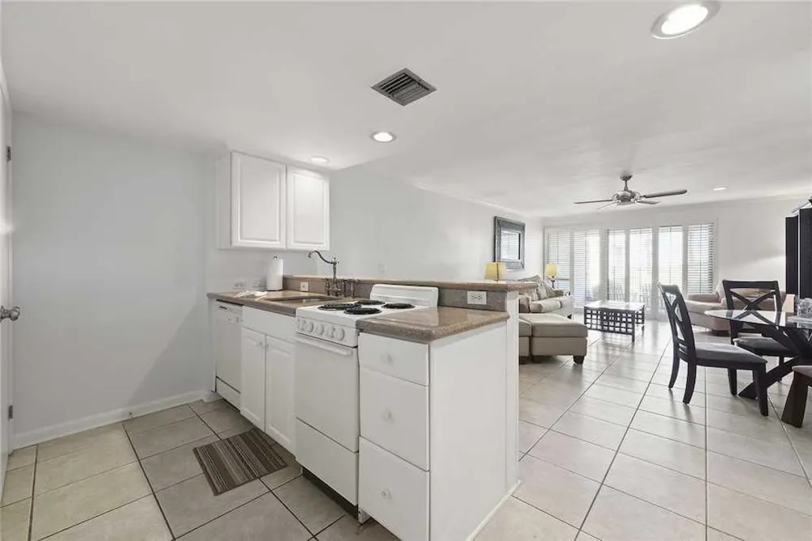 Surf Villa 626 - One Bedroom Condo