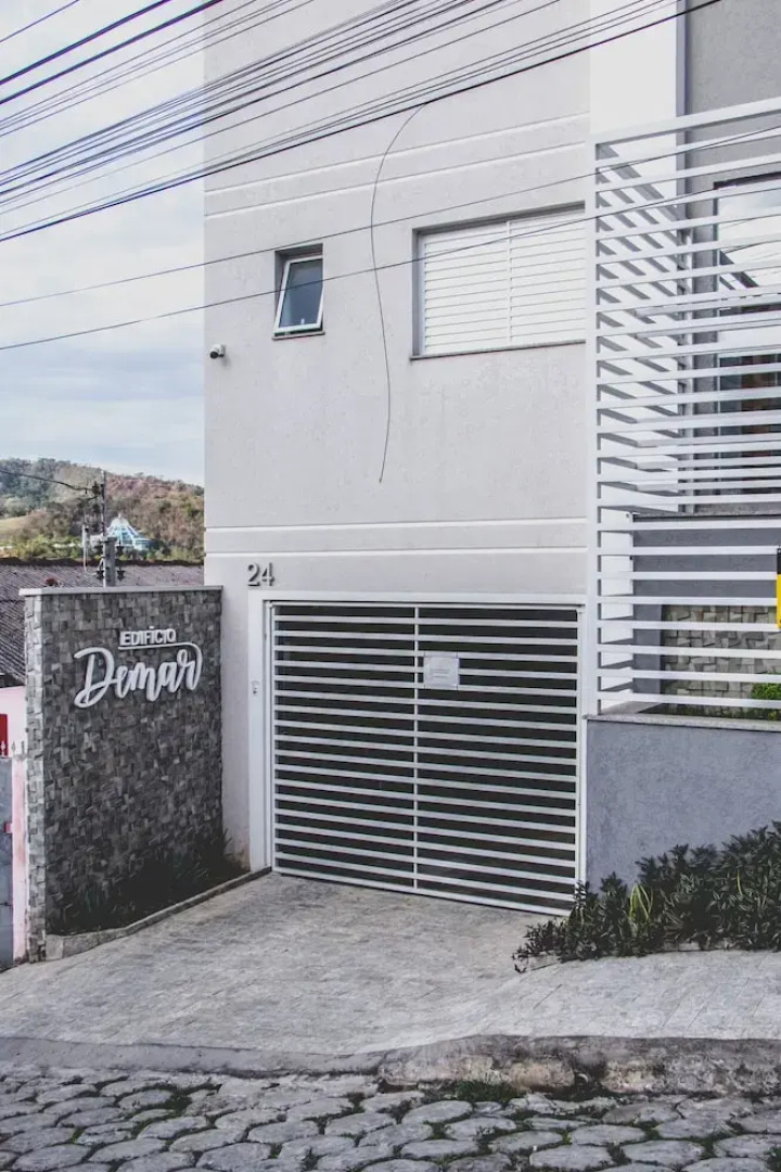 Tima Kitnet Prox Unifei com Wi-fi e Smart TV