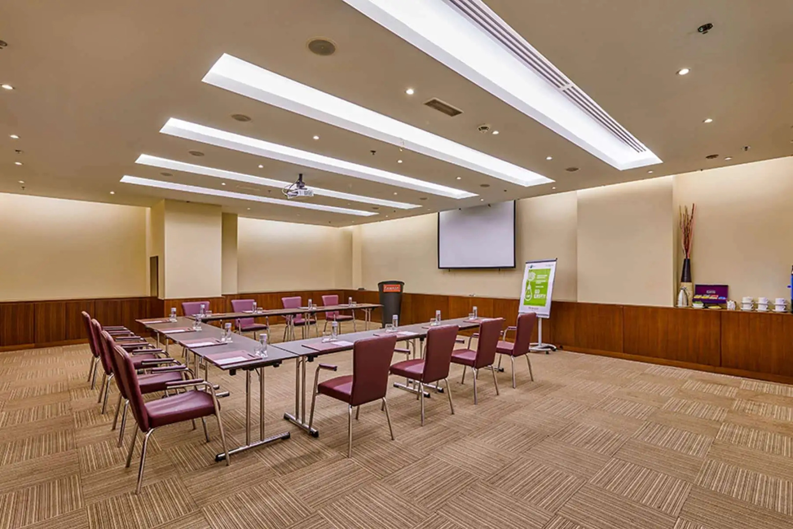 Ramada Hotel & Suites by Wyndham JBR