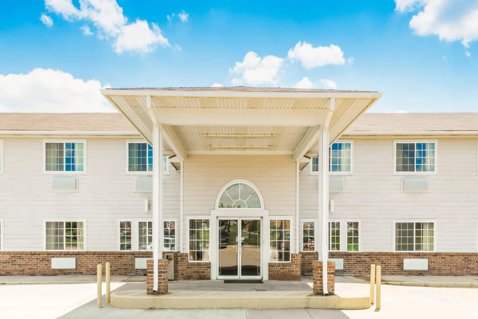 Super 8 by Wyndham Platte City/KCI Airport North