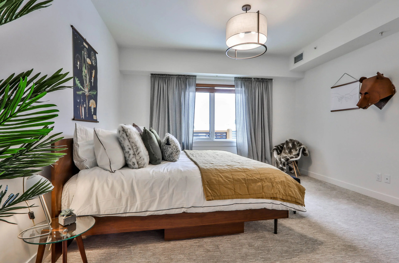 Rundle Cliffs Lodge by Spring Creek Vacation