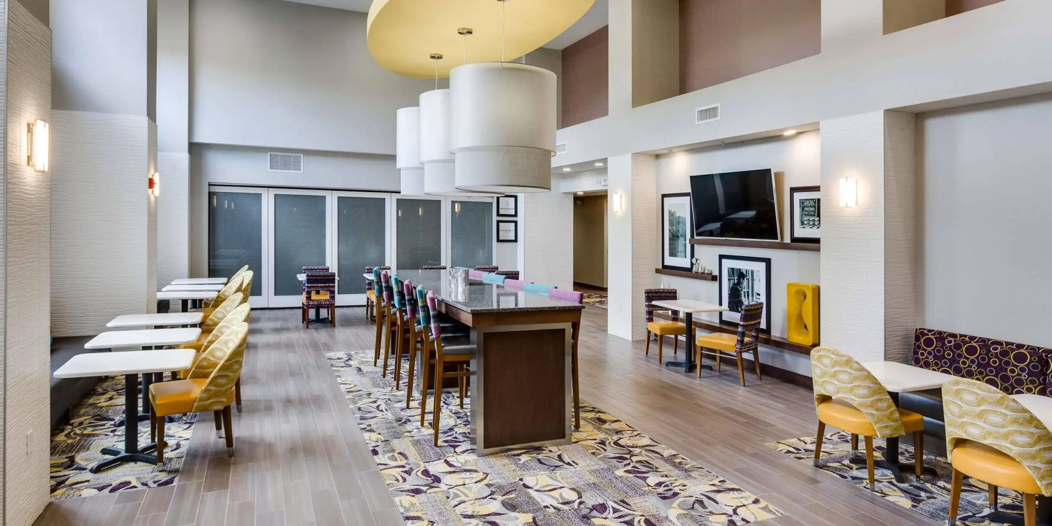 Hampton Inn & Suites Knoxville Papermill Drive