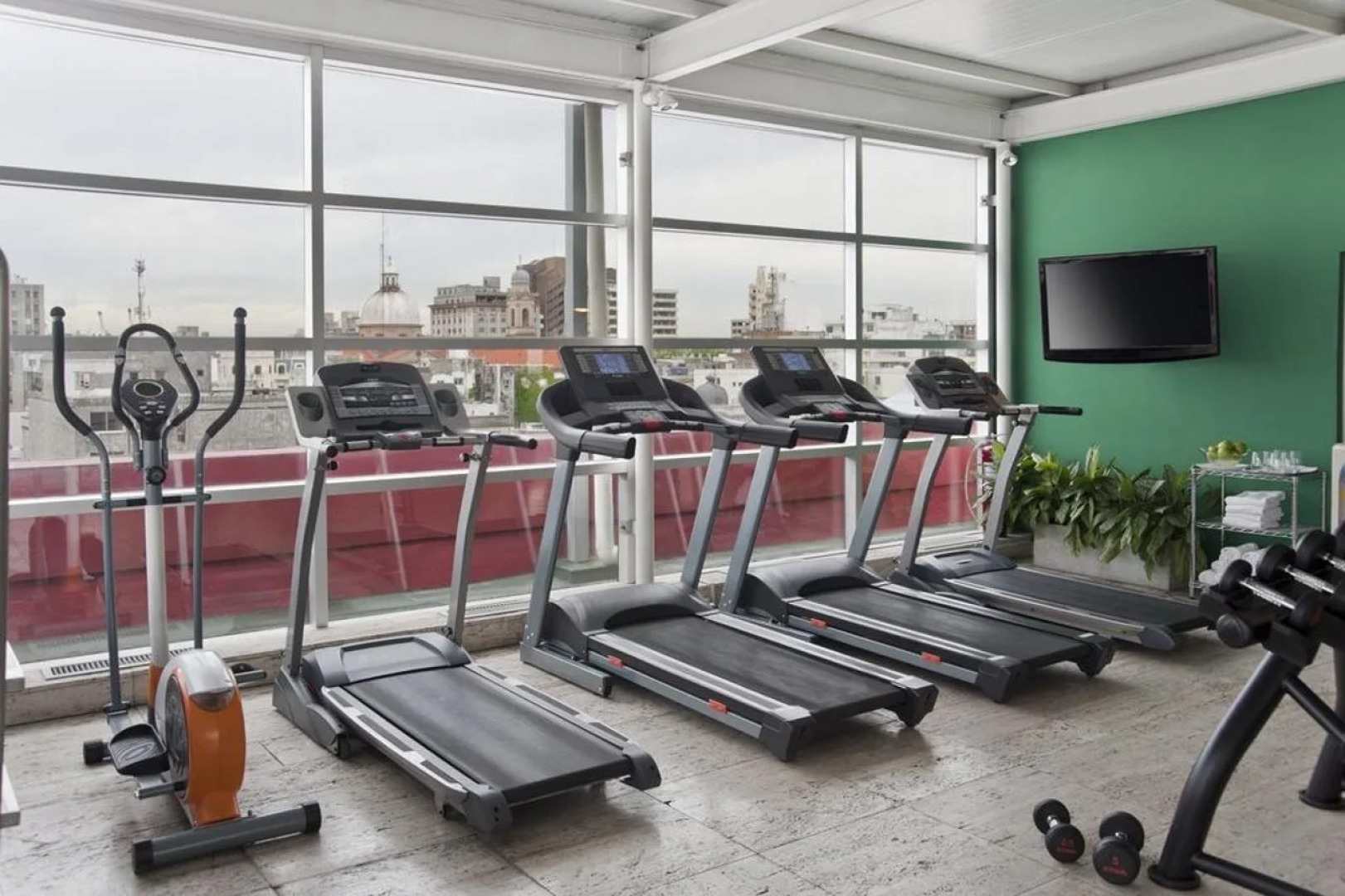 NH Montevideo Columbia