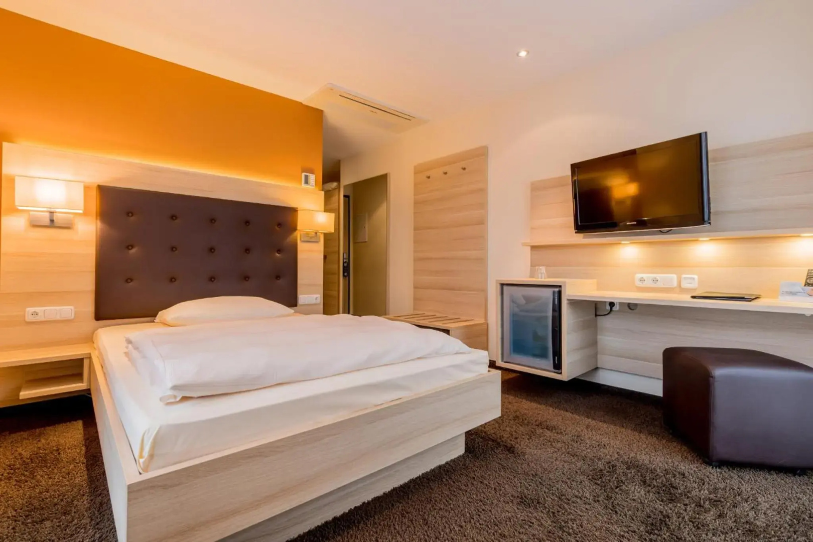 Bacchus Hotel