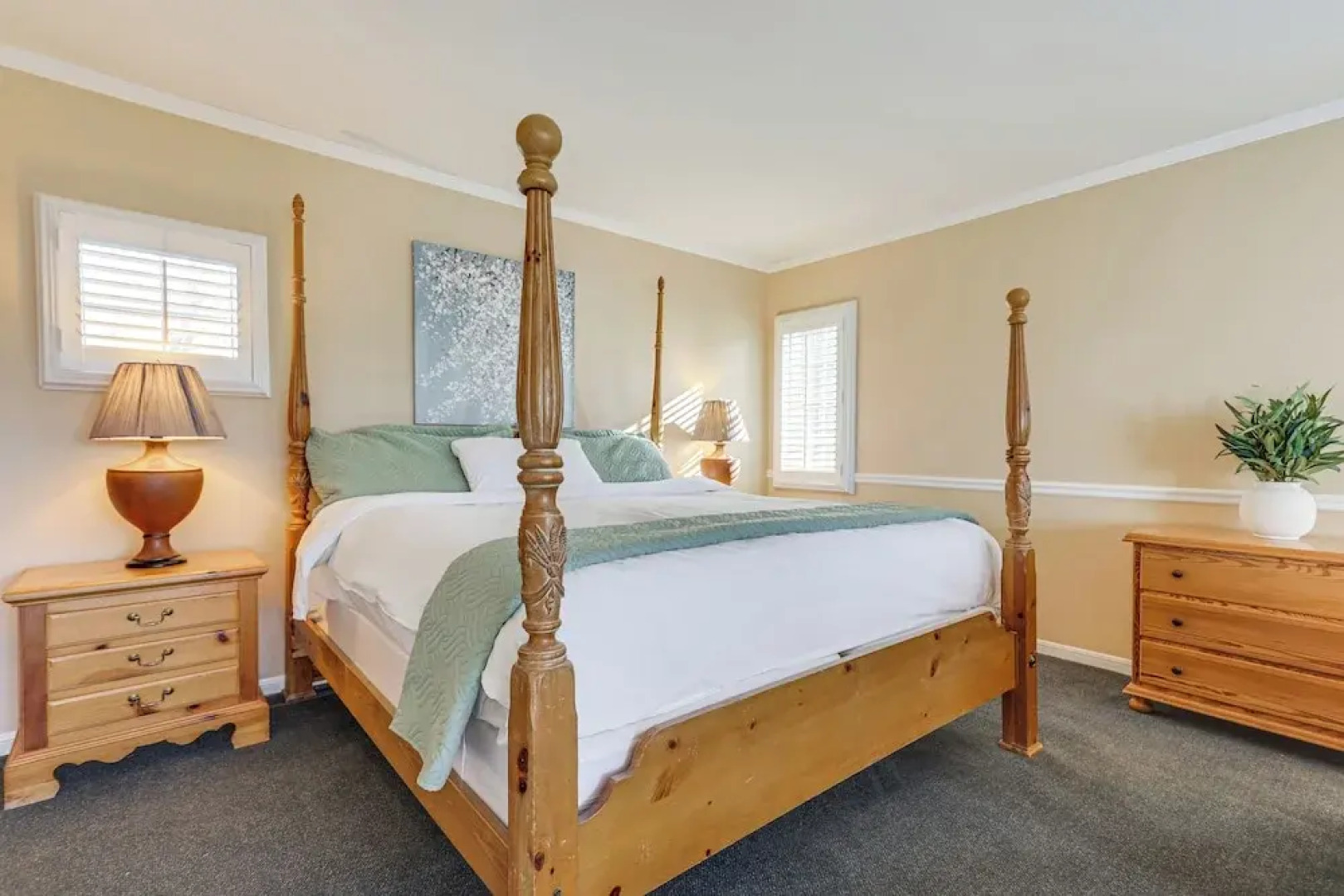 1 Mi to Mohegan Sun: Studio w/ Golf Course Views