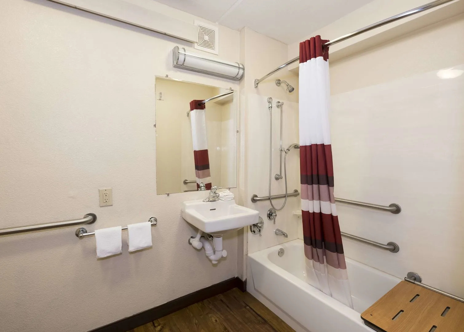 Red Roof Inn Hickory