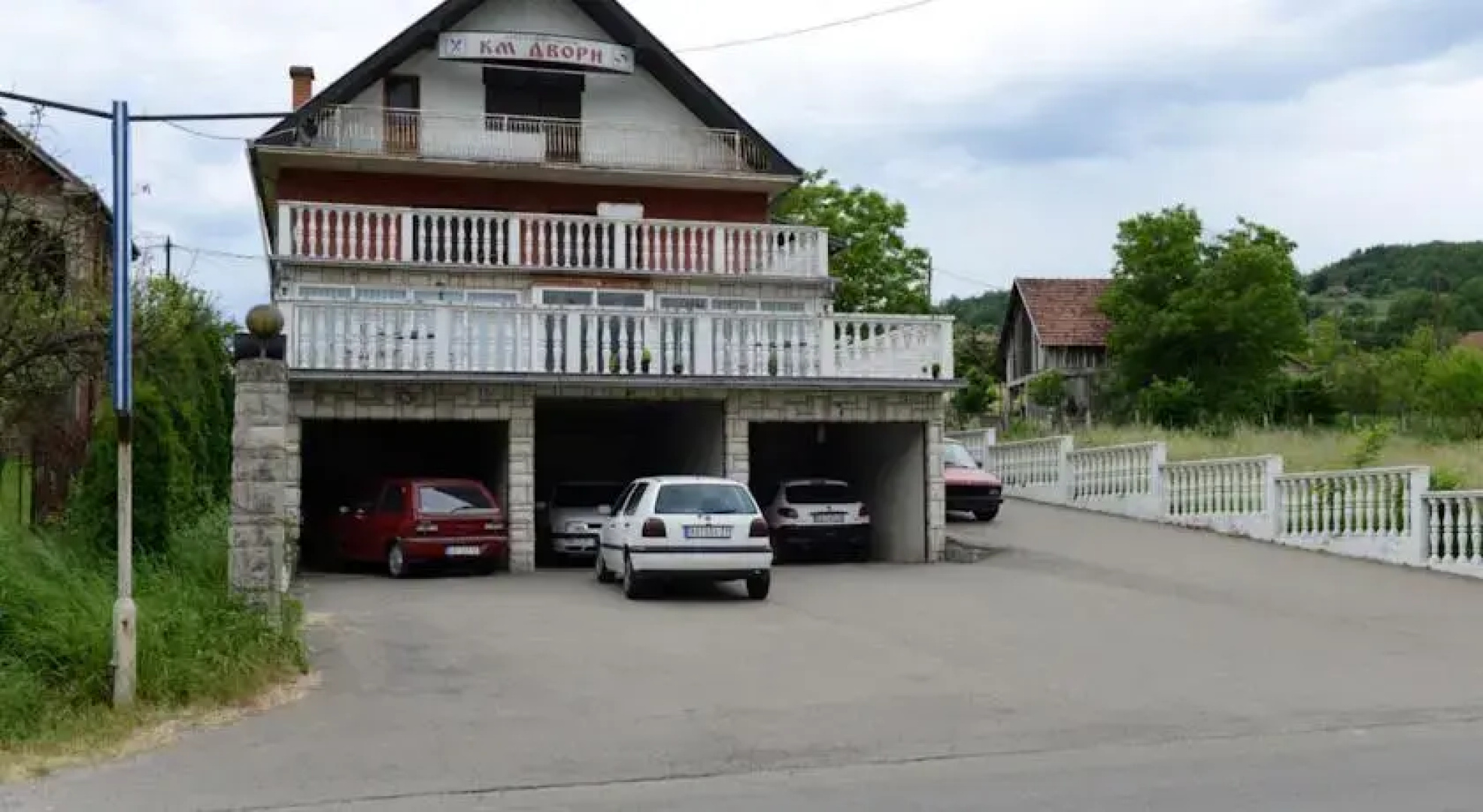 Motel KM Dvori