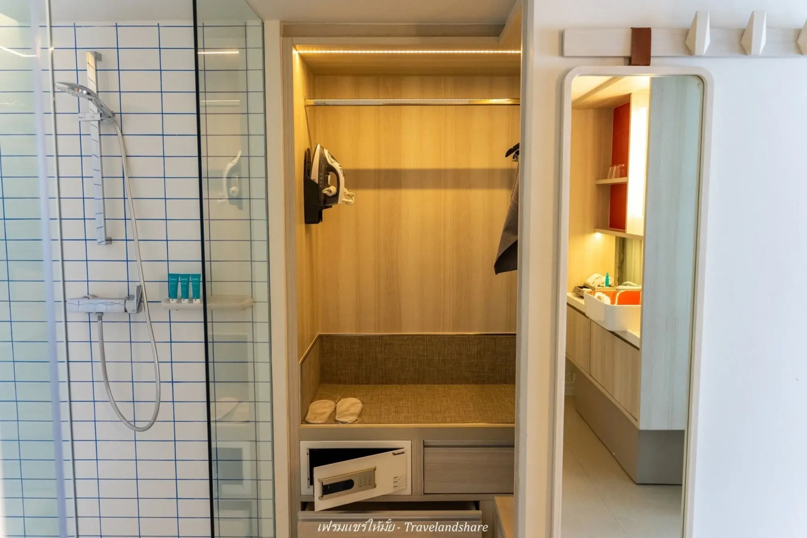 Shama Yen-Akat Bangkok