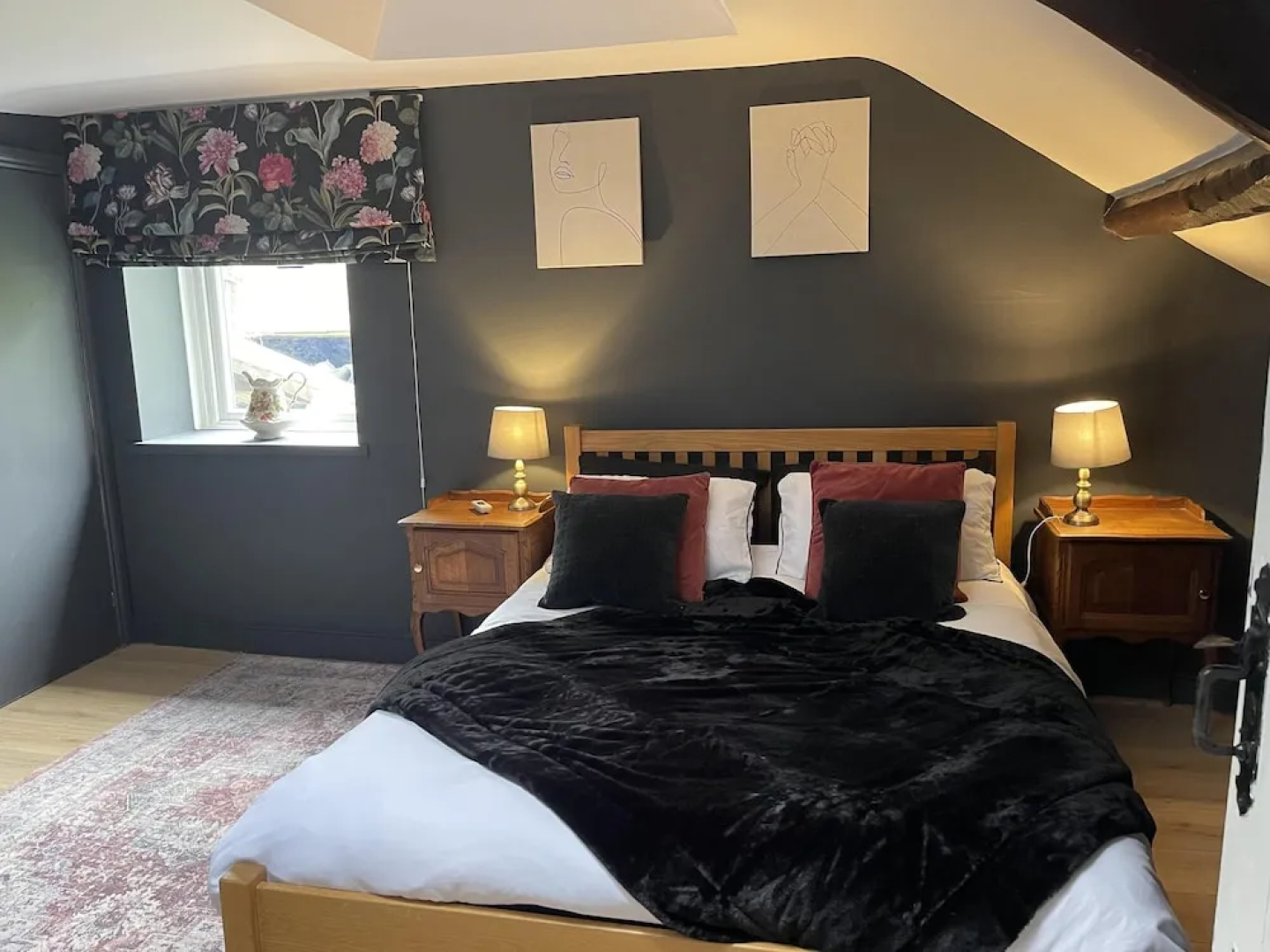 Stunning 2-bedroomed Cottage