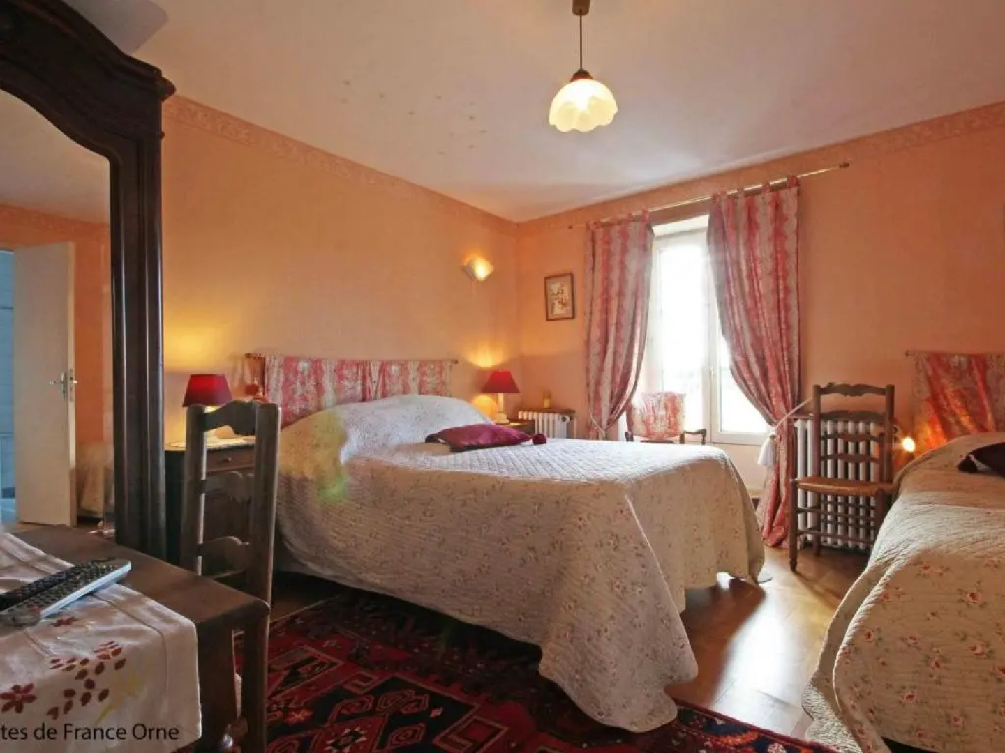 Gîte Sarceaux, 4 pièces, 7 personnes - FR-1-497-131