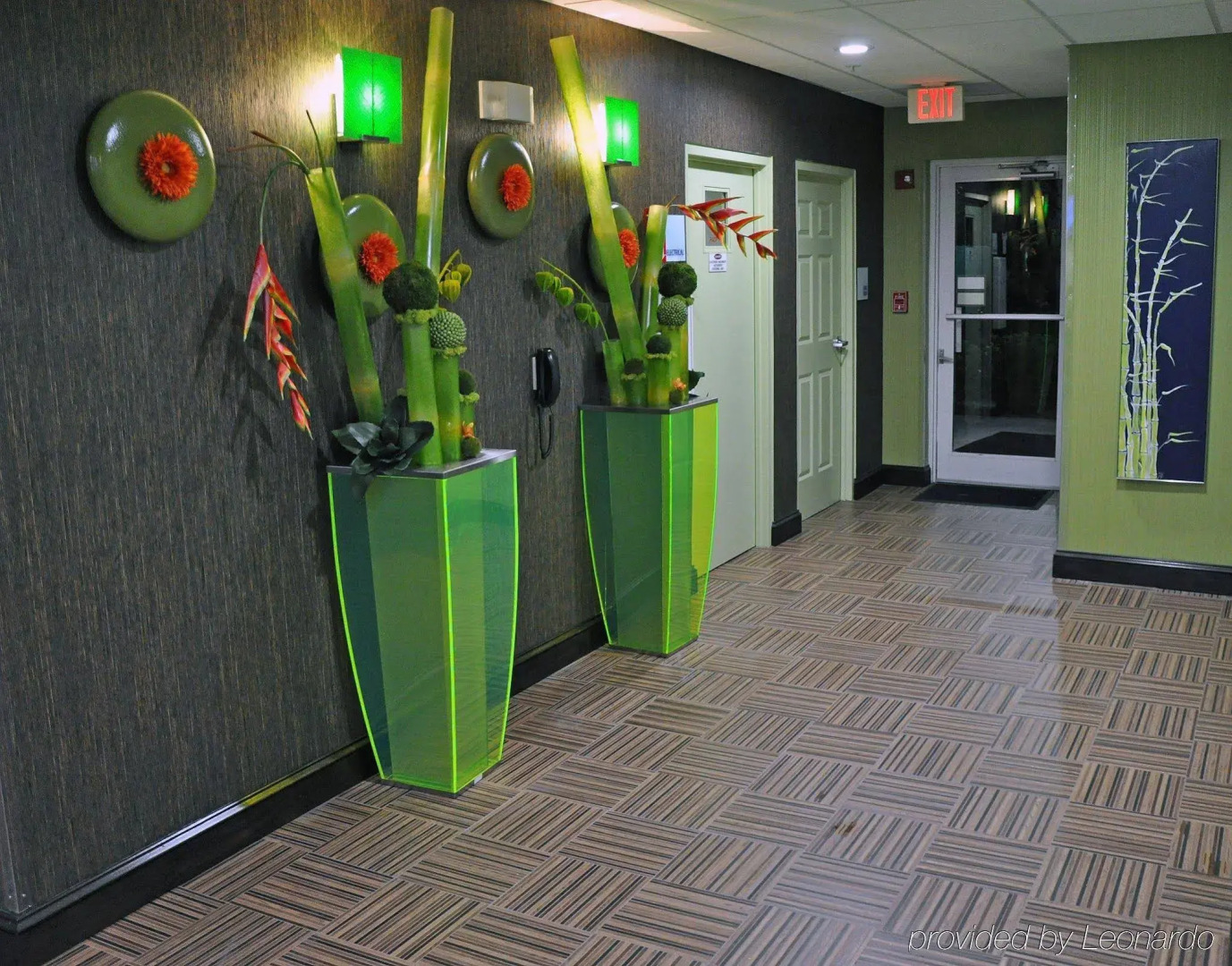 Holiday Inn Express Suites Plant City by IHG