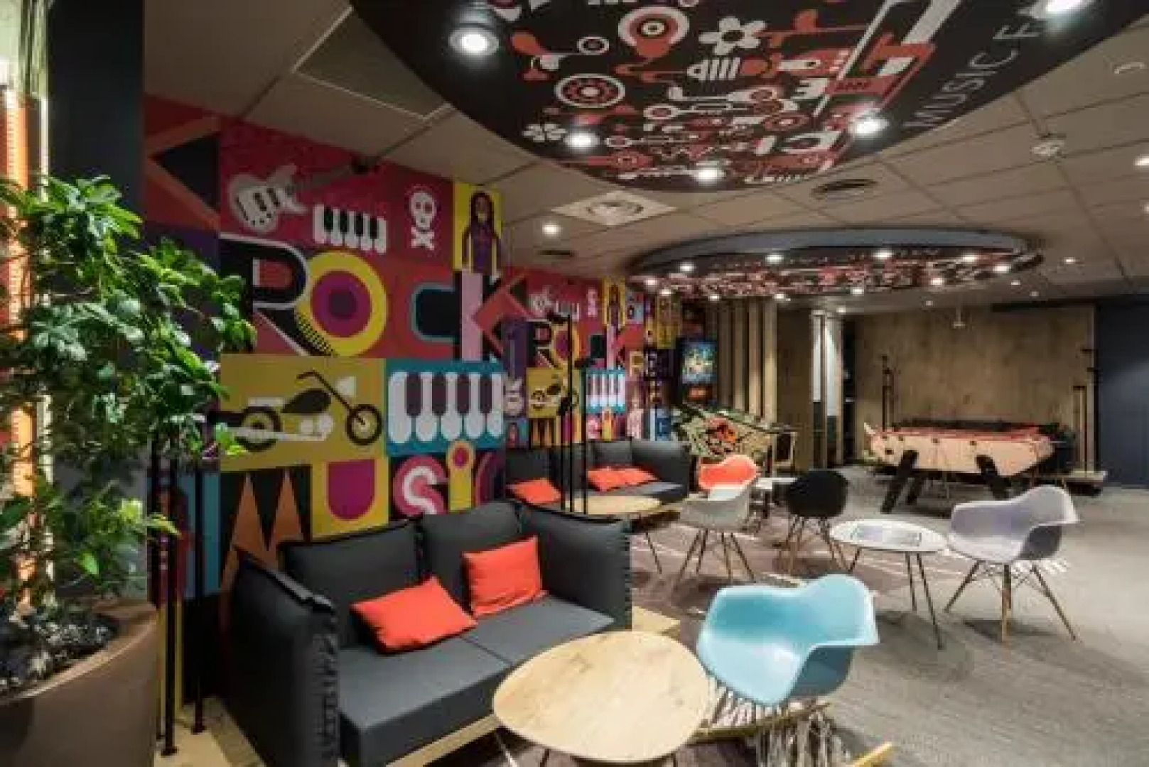 The Fremont Plaza Hotel