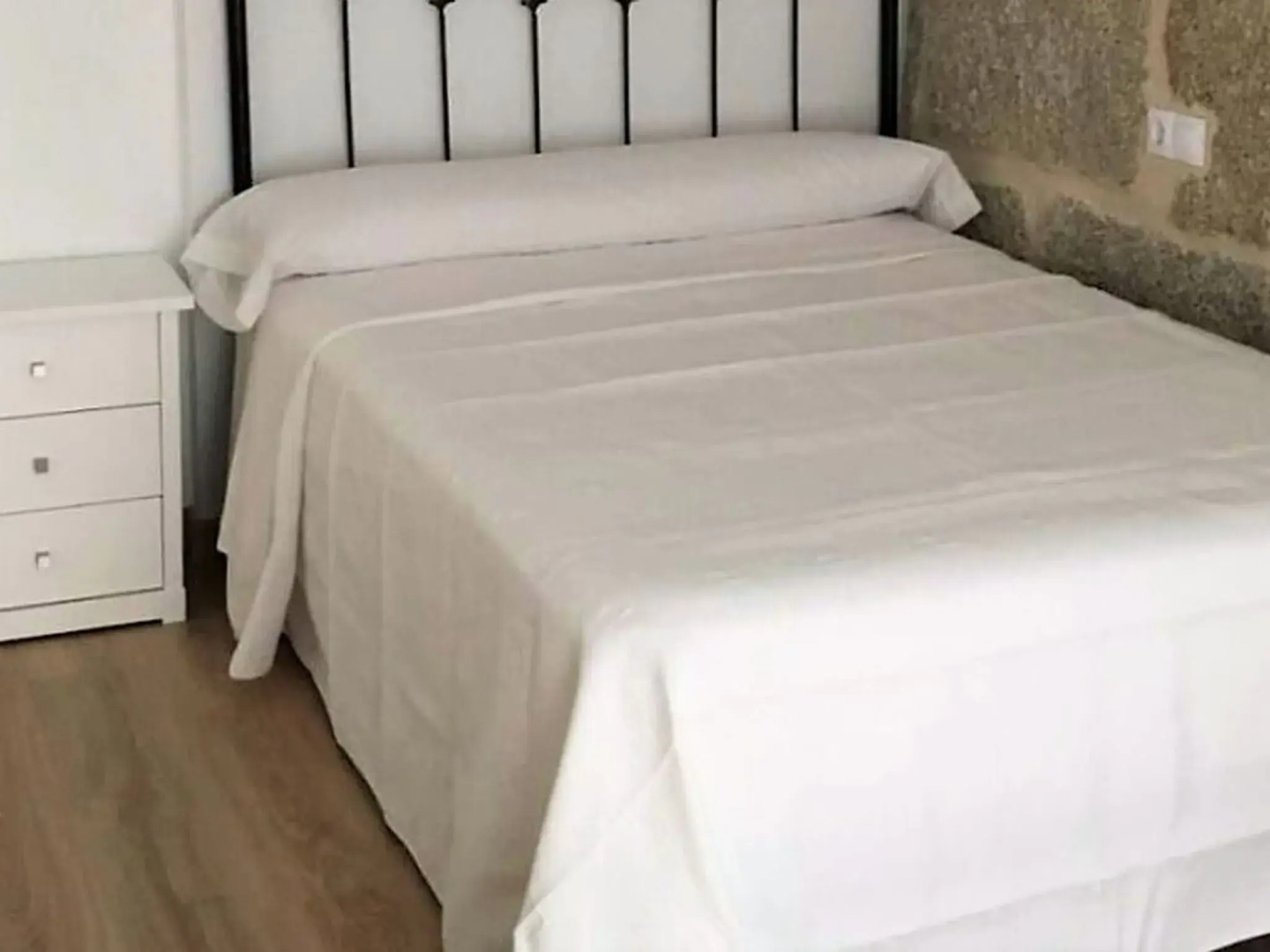 Scenic Apartment in Ourense with Terrace