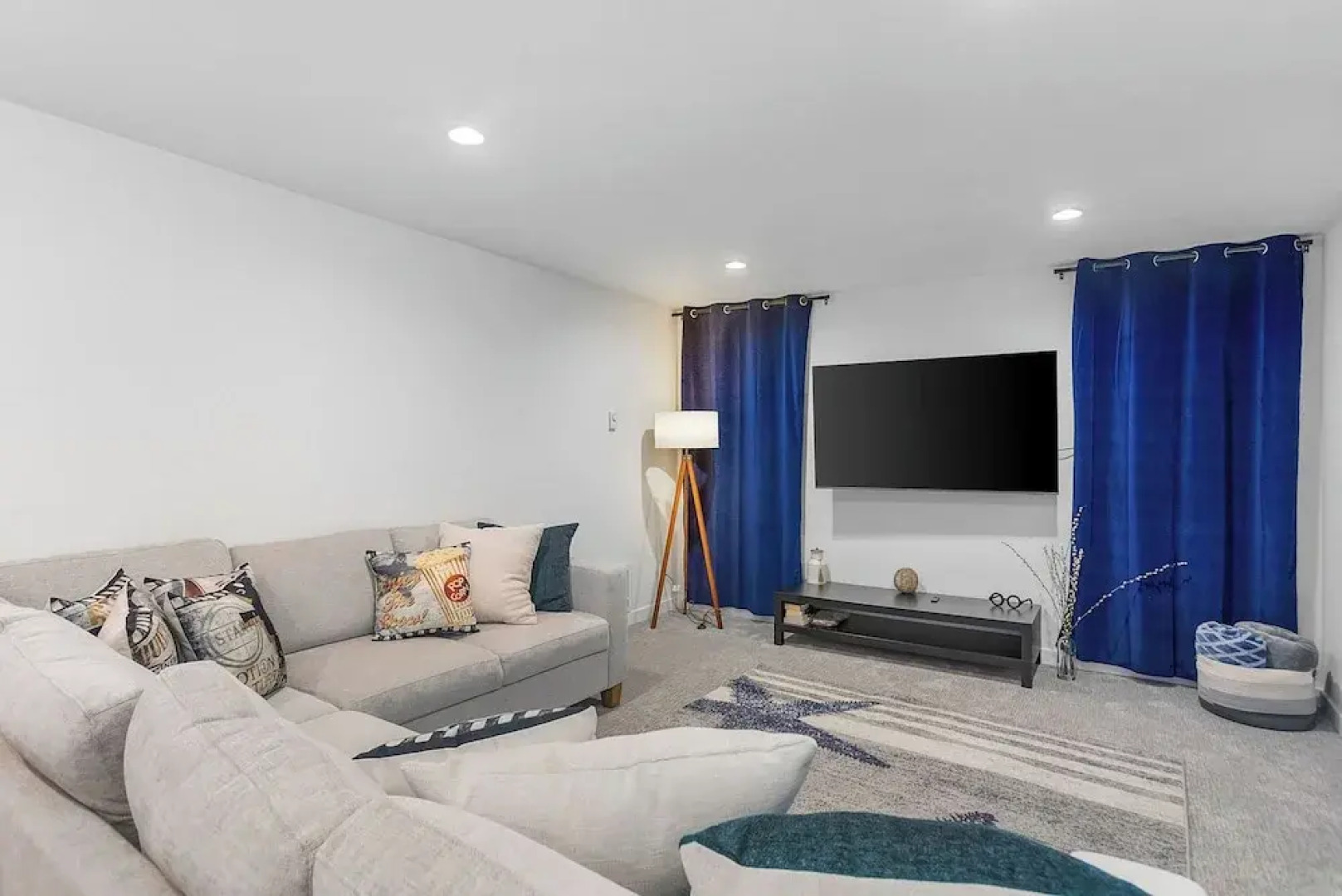 Peaceful Island Getaway Port Susan views