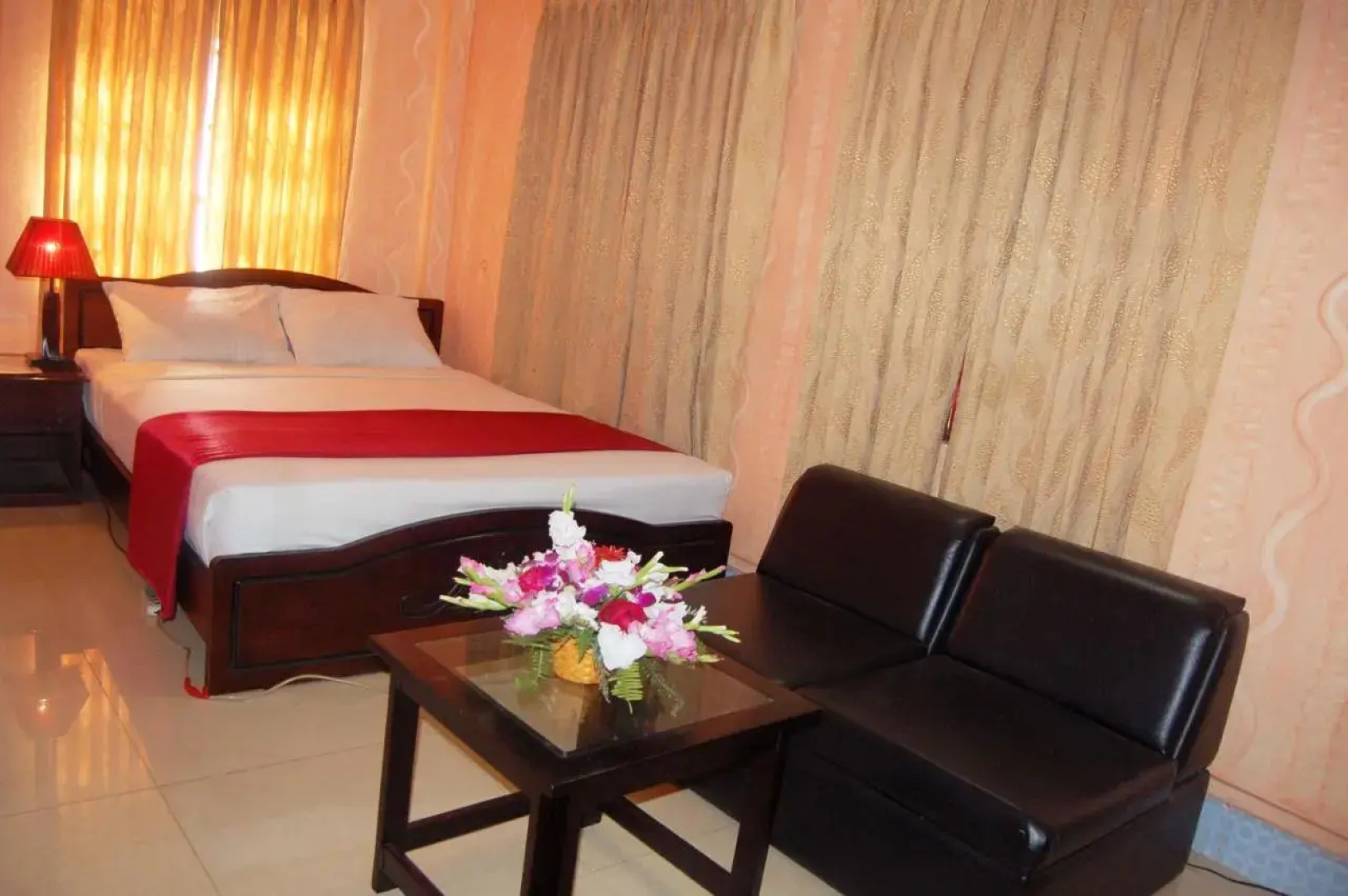 Hotel Swiss Garden International