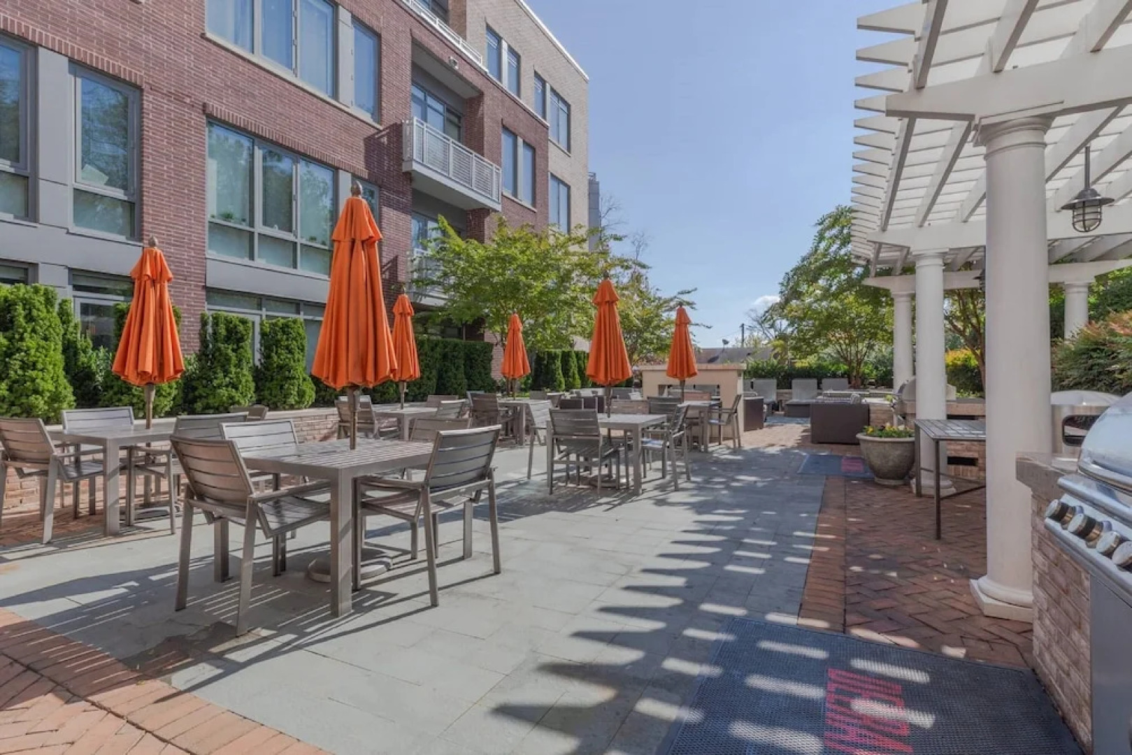 Kasa Alexandria Apartments