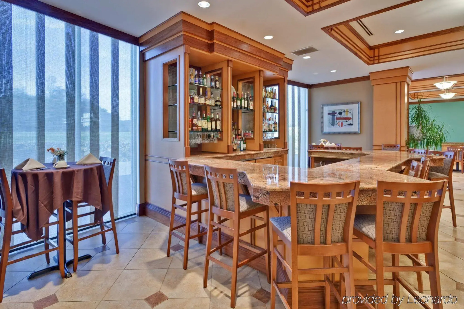 Delta Hotels Huntington Mall