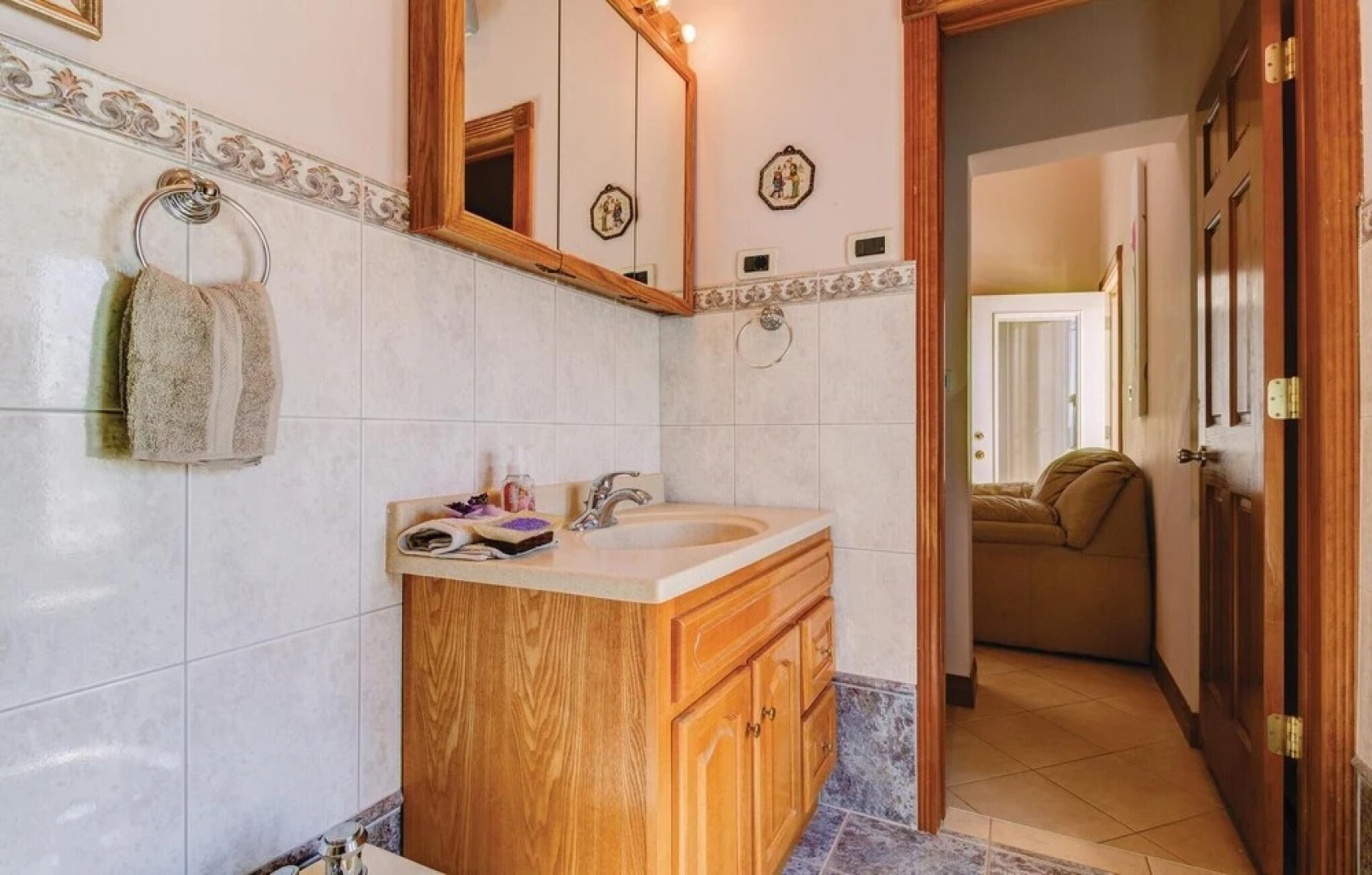 Stunning Home in Barban With Wifi and 6 Bedrooms