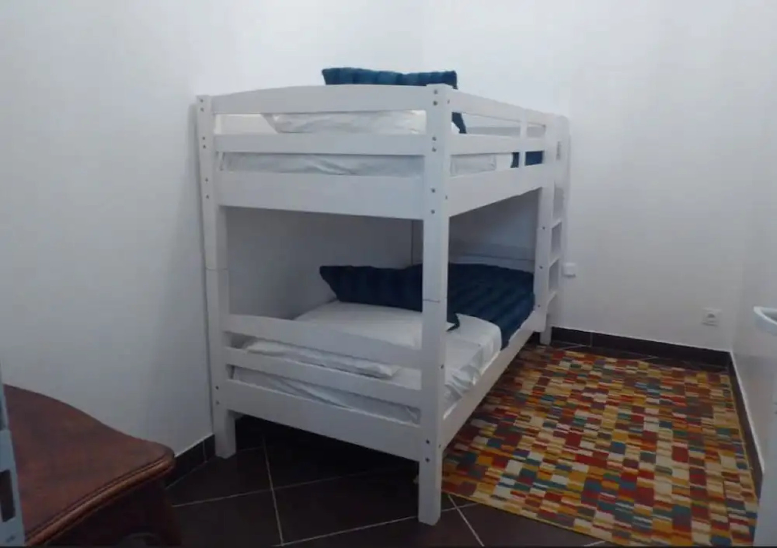 Maisons entières dans grand domaine