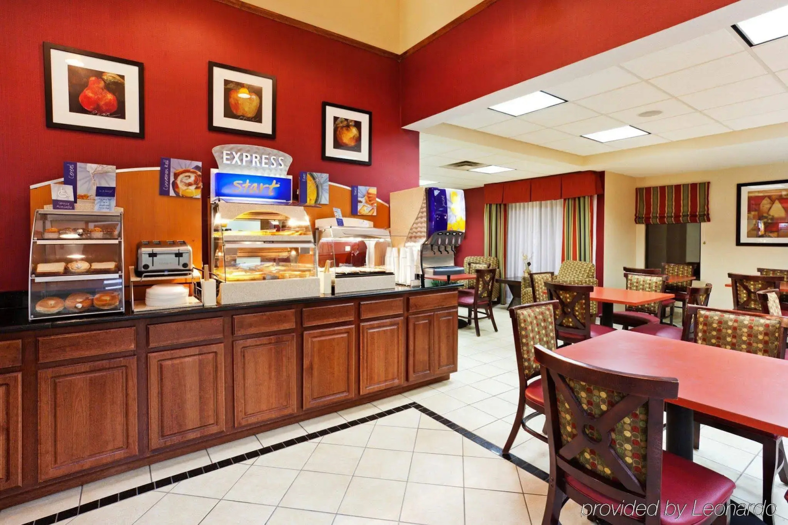 Holiday Inn Express & Suites Knoxville-North-I-75 Exit 112 by IHG