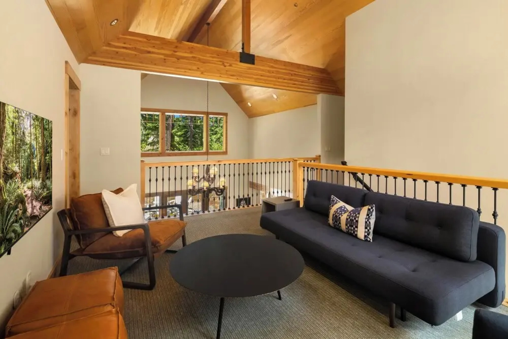 Hot Tub & Game Room: Home in Cle Elum