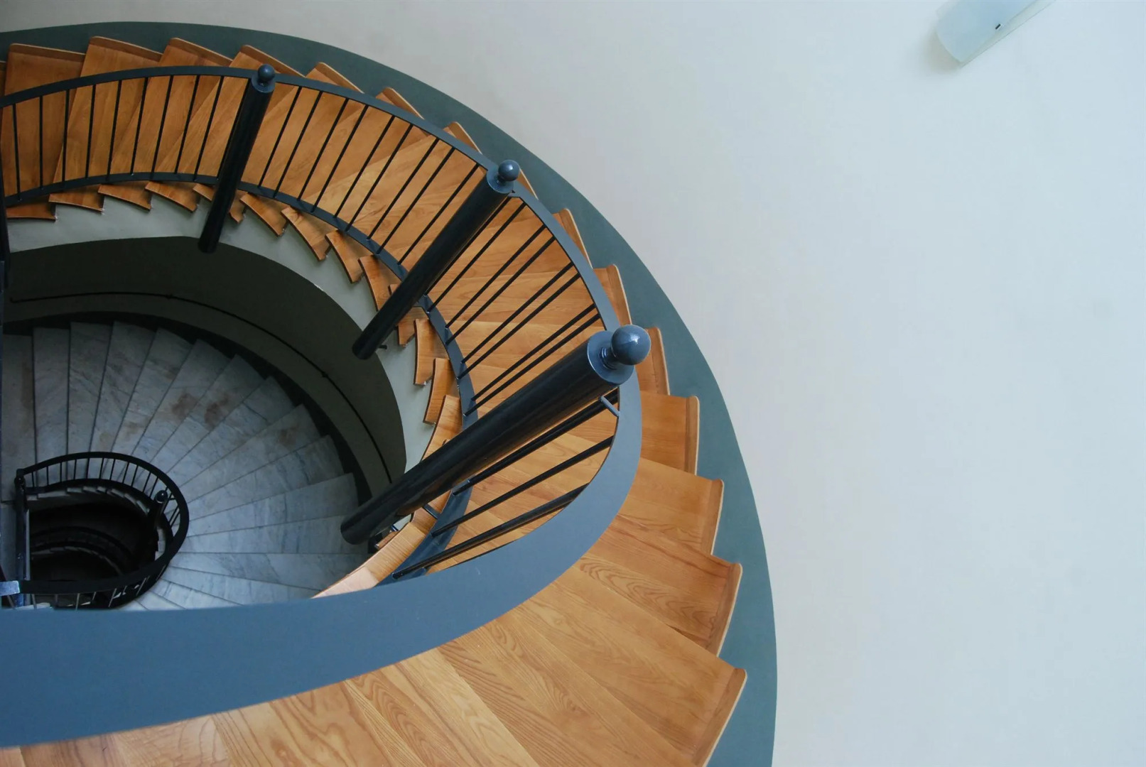 Life Apartments Alameda Colon