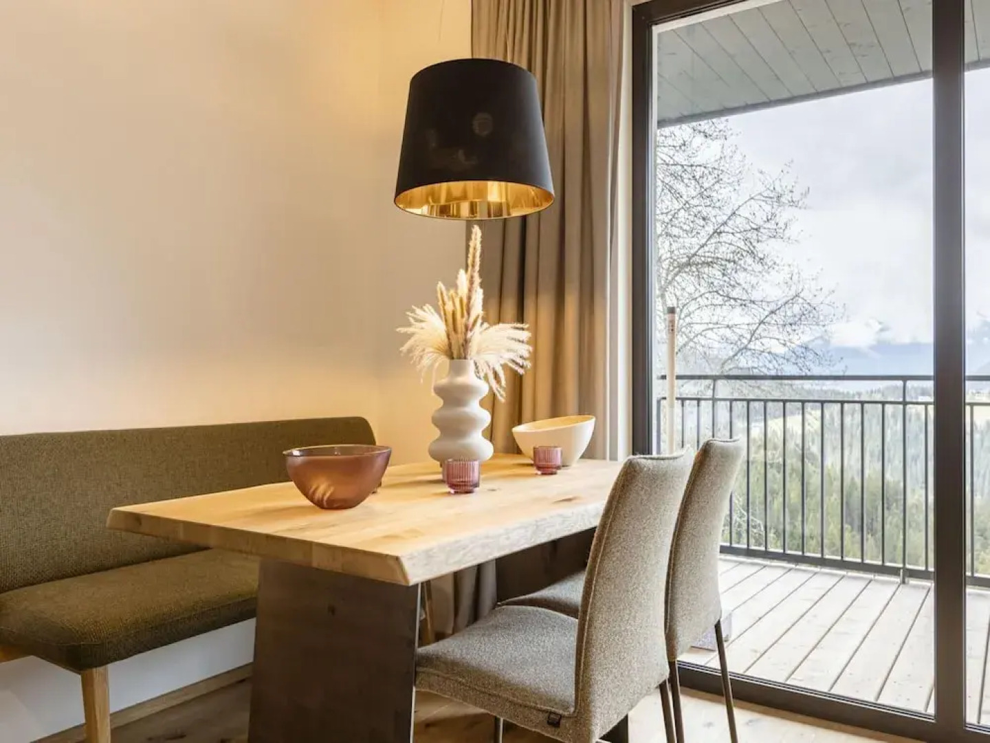 Lovely Apartment With Shared Pool