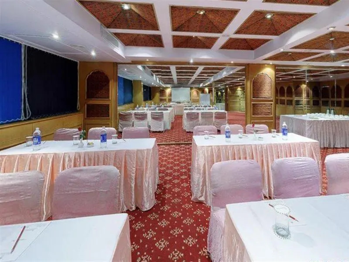 Hotel Maharani Palace