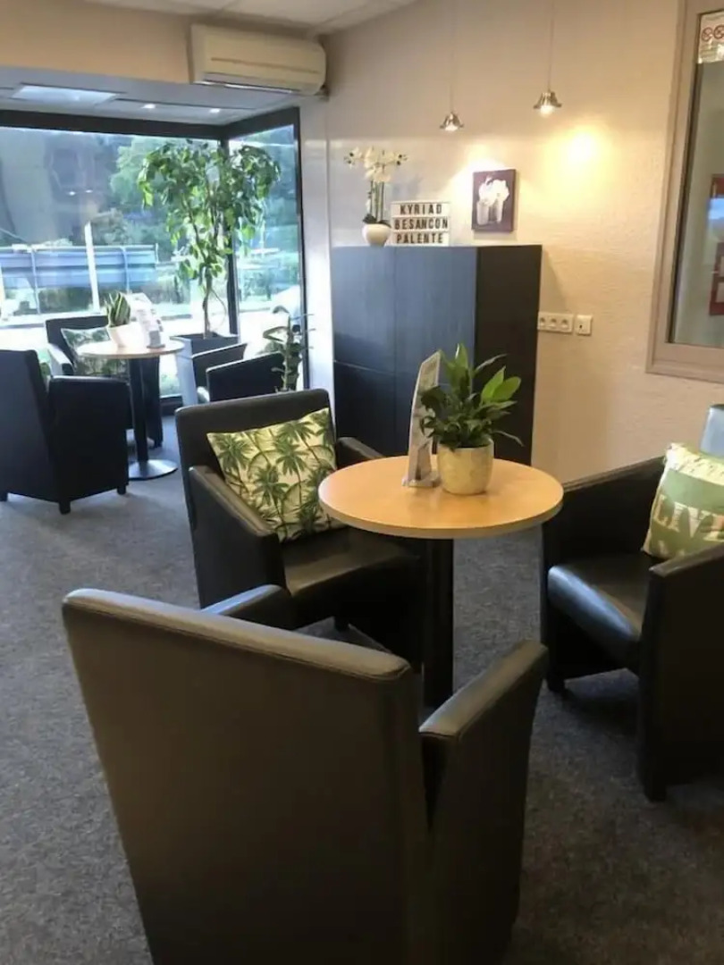 Hotel Kyriad BESANCON - Palente