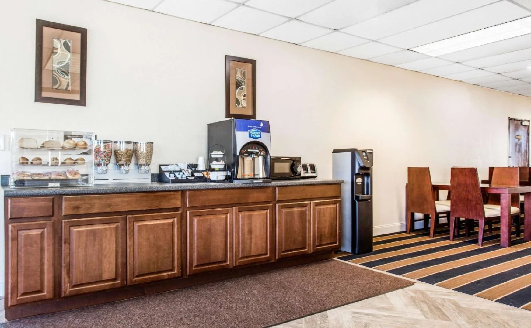 Super 8 by Wyndham Battleboro/Rocky Mount