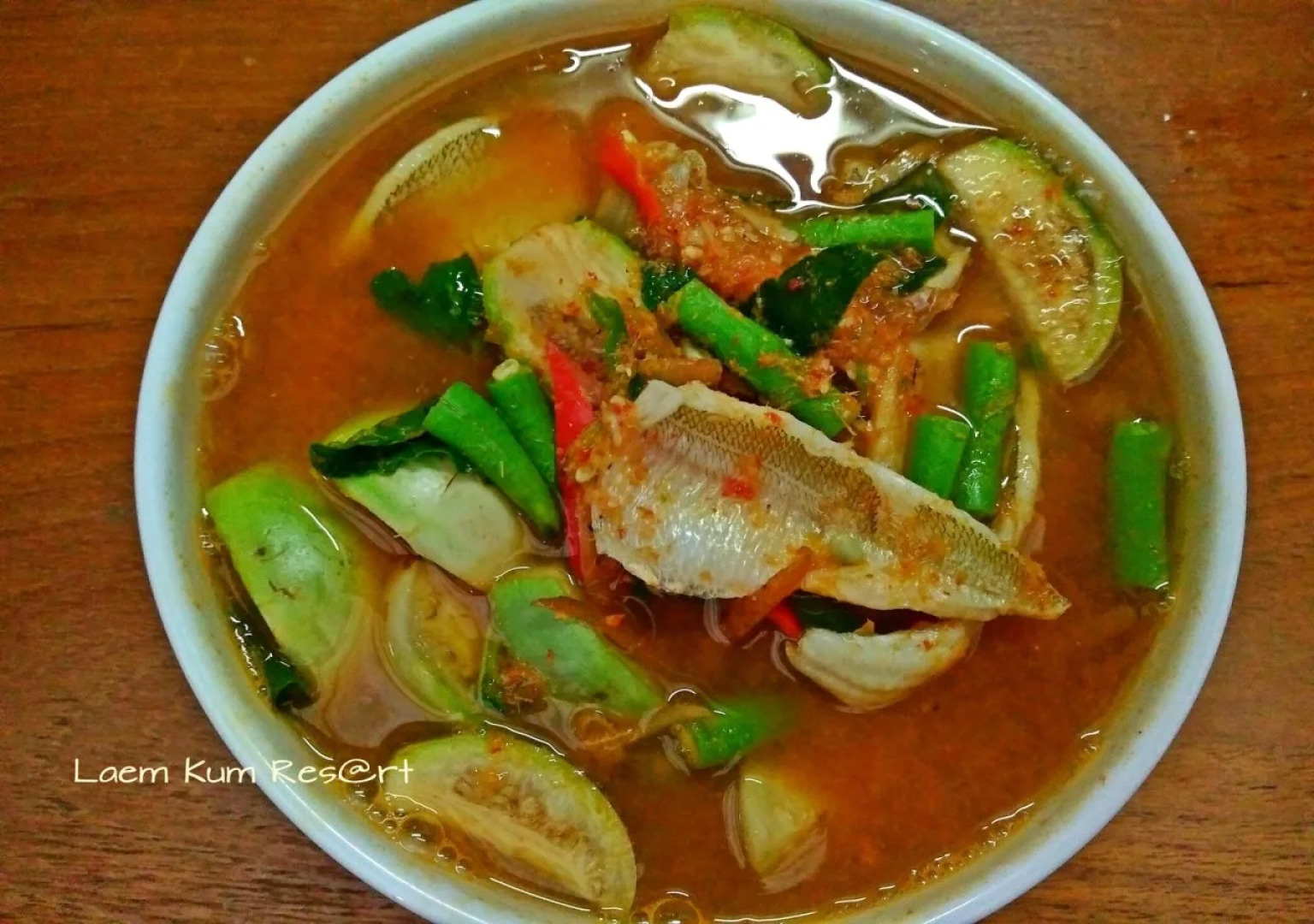 Laem Kum Beach Resort & Seafood