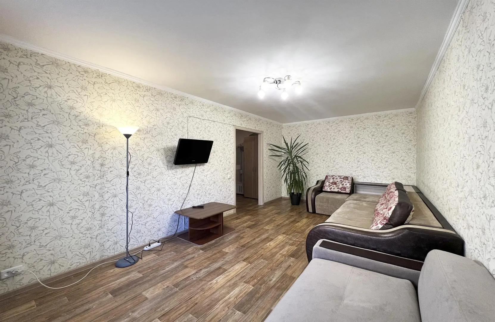 Апартаменты Добрые Сутки на ул. Мухачева, д. 133