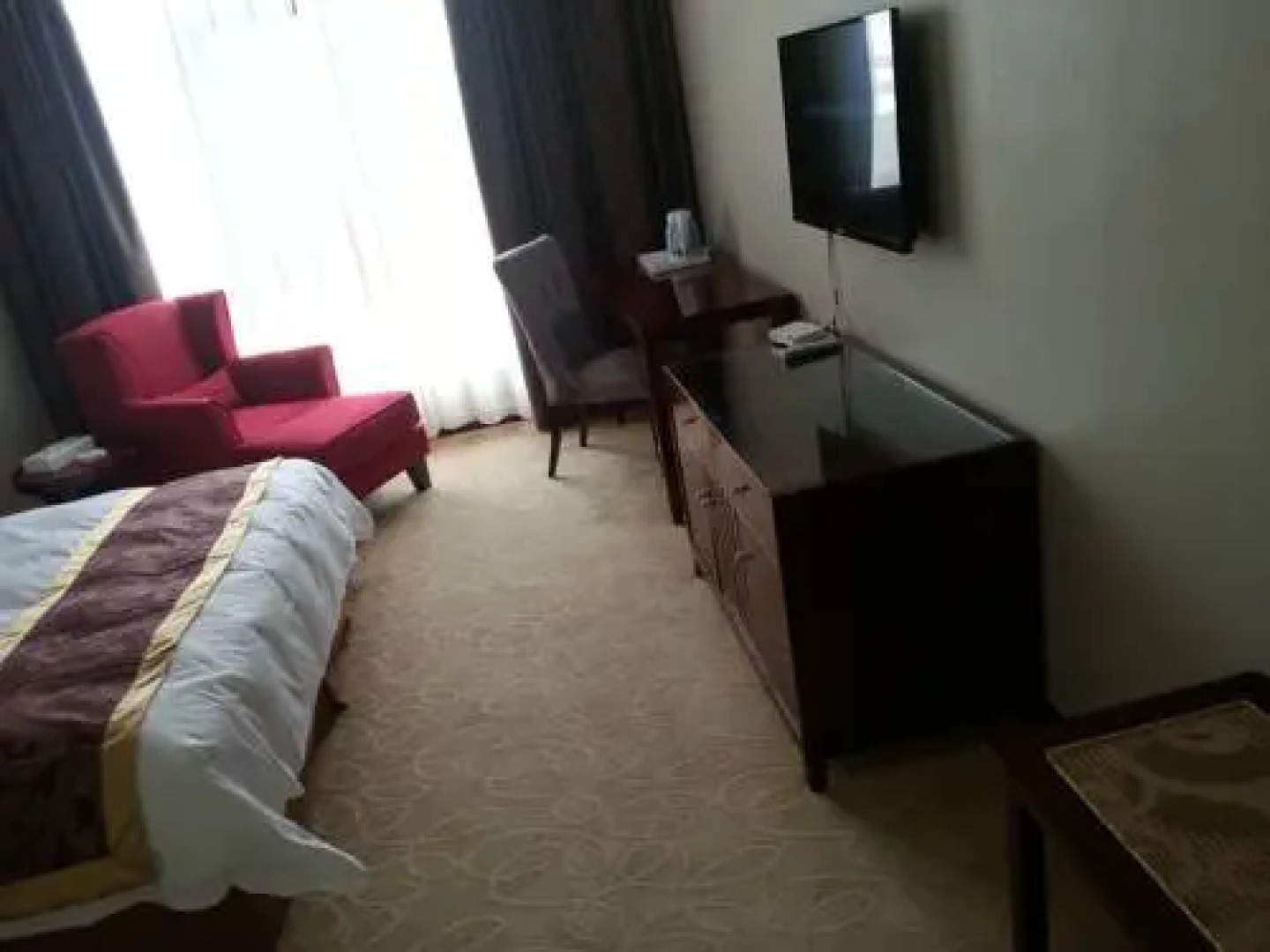 Xinxiang Zhongzhou Yihe Hotel