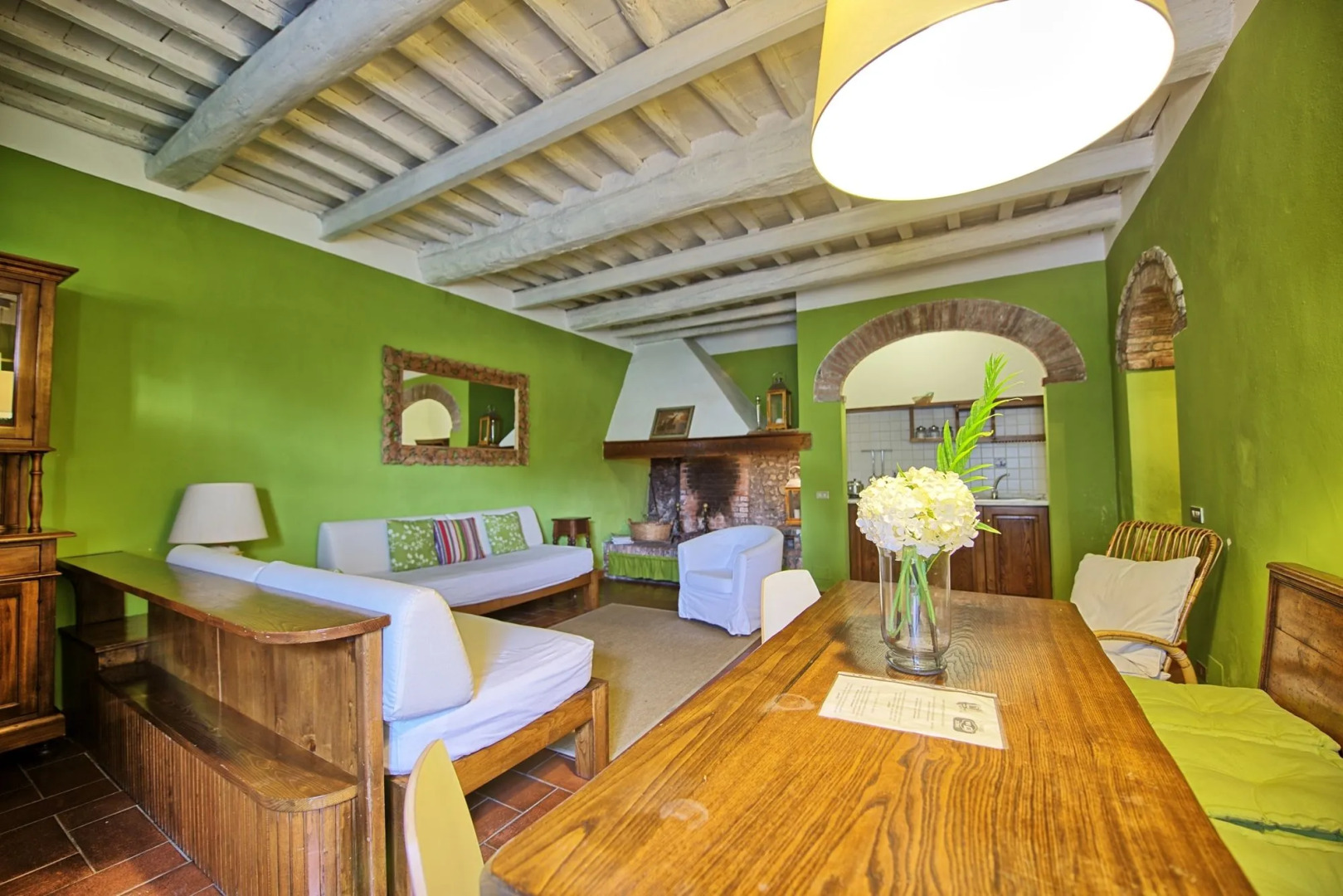 Castello di Montegufoni