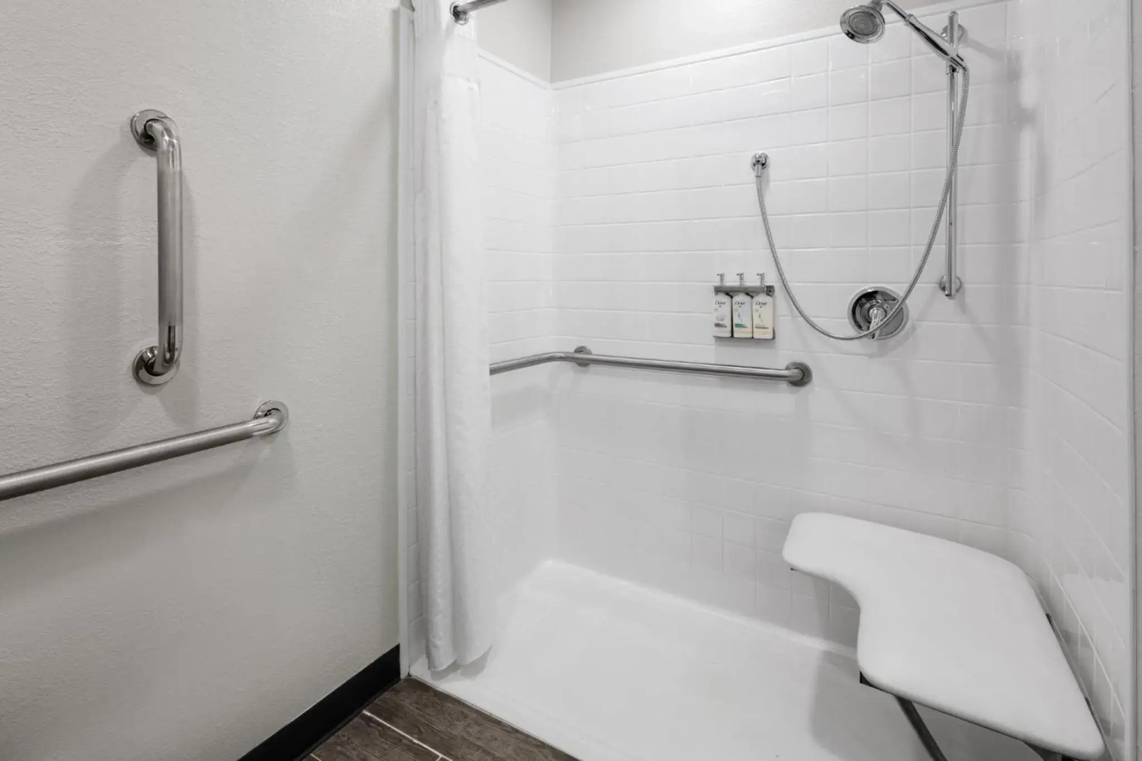 Holiday Inn Express & Suites Wyomissing by IHG