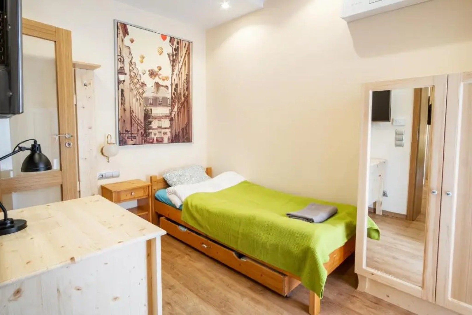 Kiss-Henézi Guest House