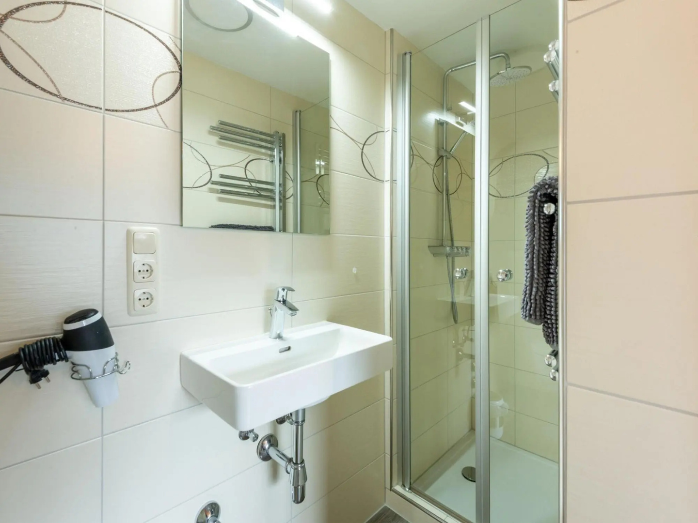 Romantic apartment in Bramberg with garden