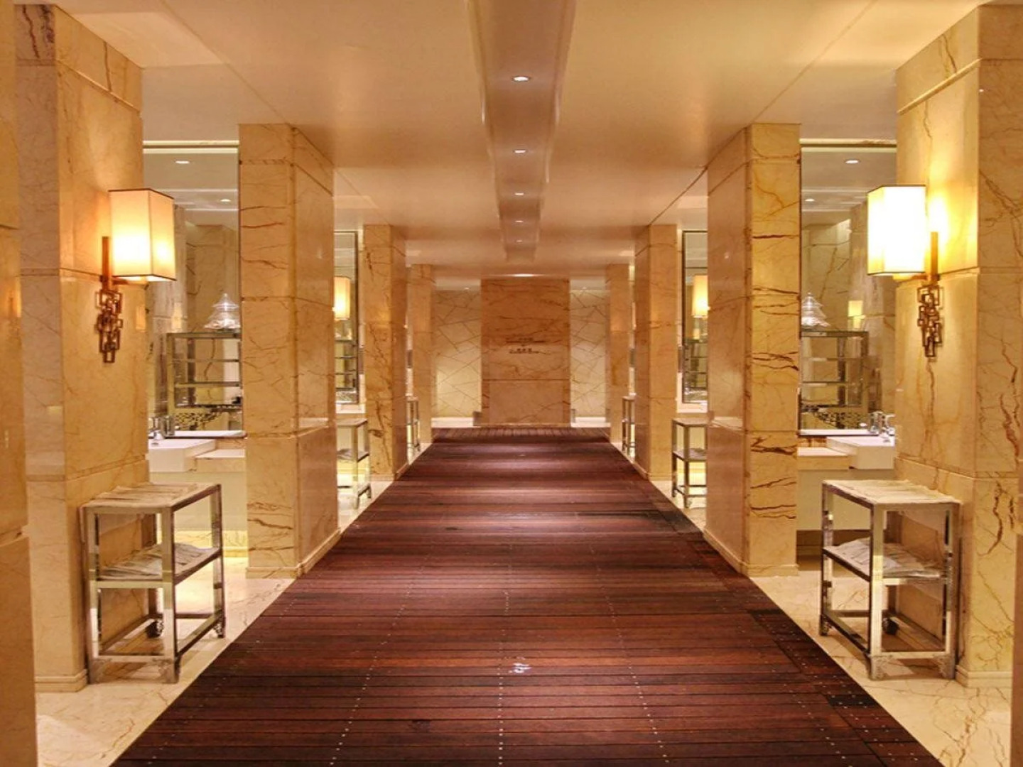 Top Elites City Resort Spa Hotel