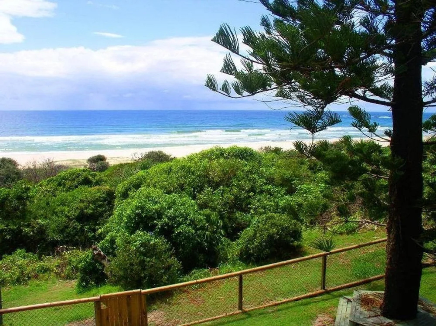 Shoreline Six With Ocean Views To See The Whales