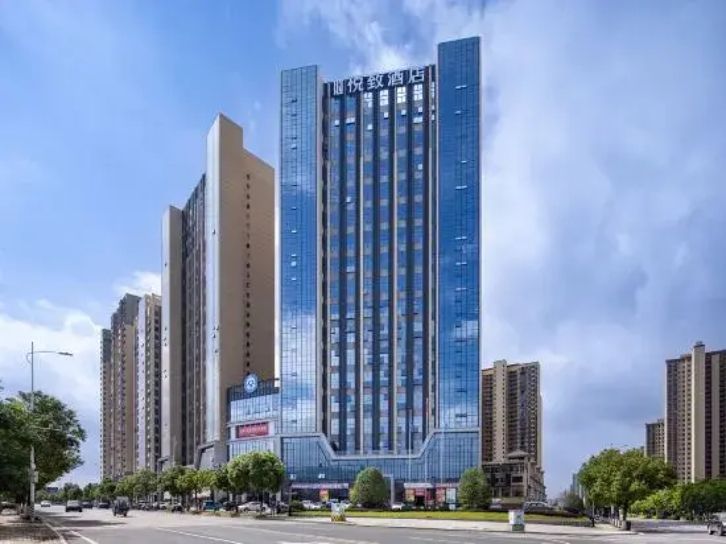 Yuezhi Hotel (Longnan Yingbin Avenue store)