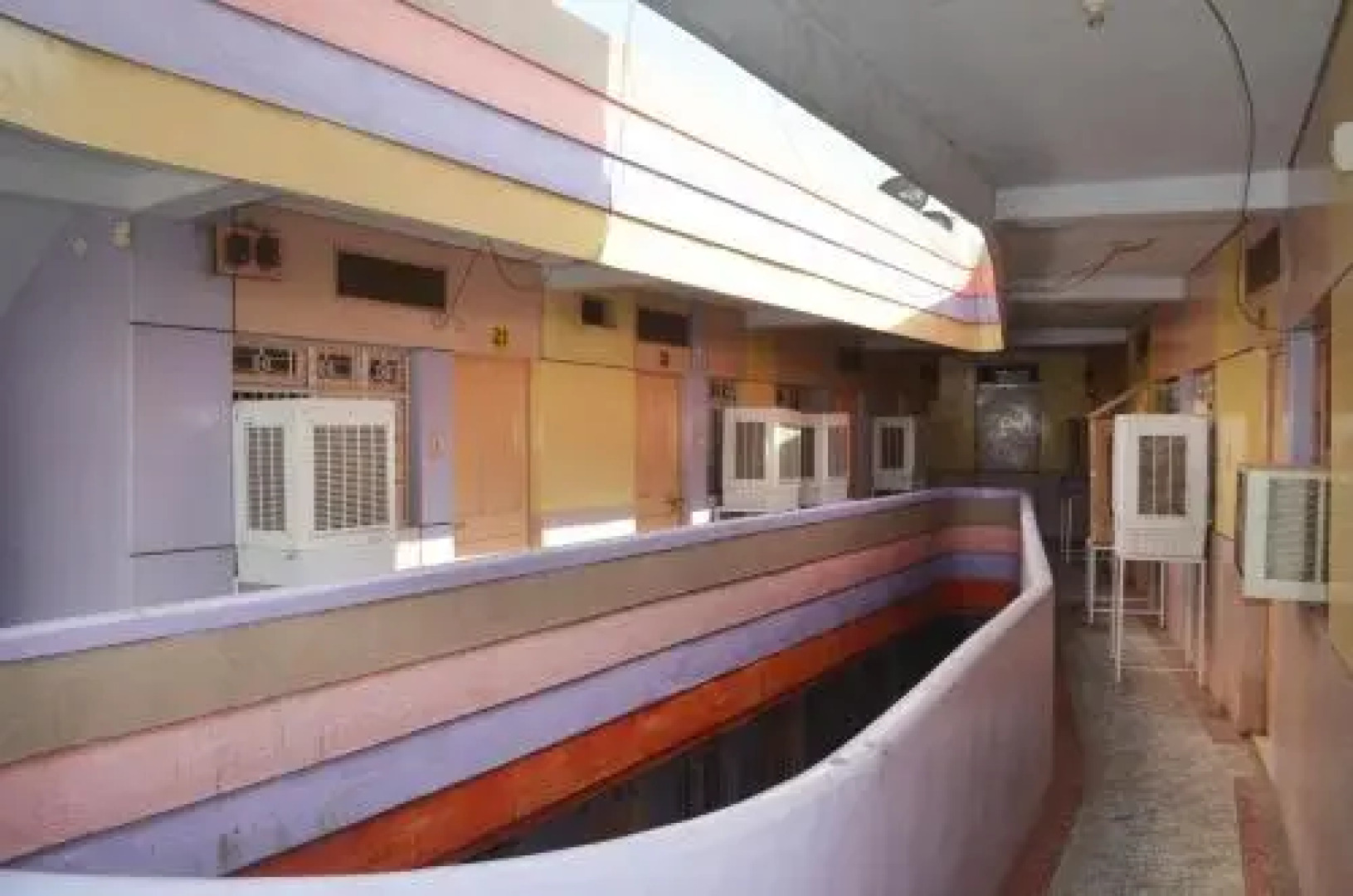 Hotel Pushpak Lodge