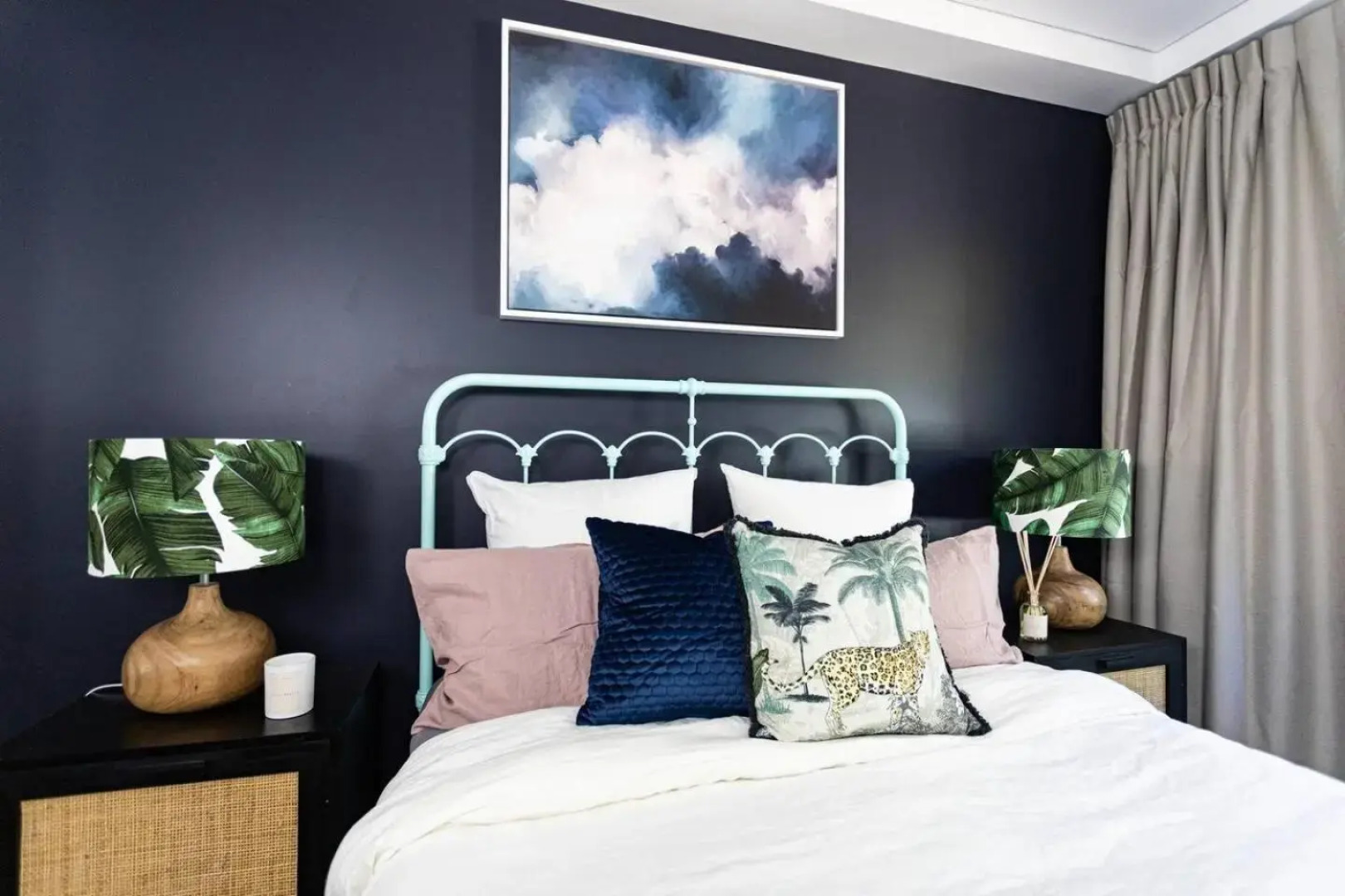 Whitsunday view BOHO apartment in Airlie Beach