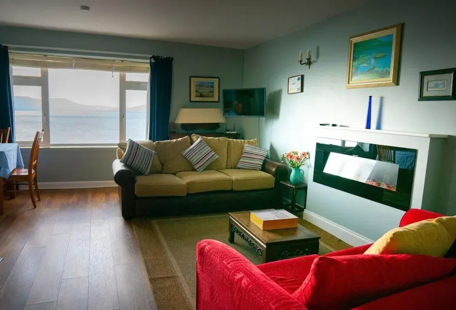 Coastal Kerry Hideaway - Sleeps 6 & Free Parking
