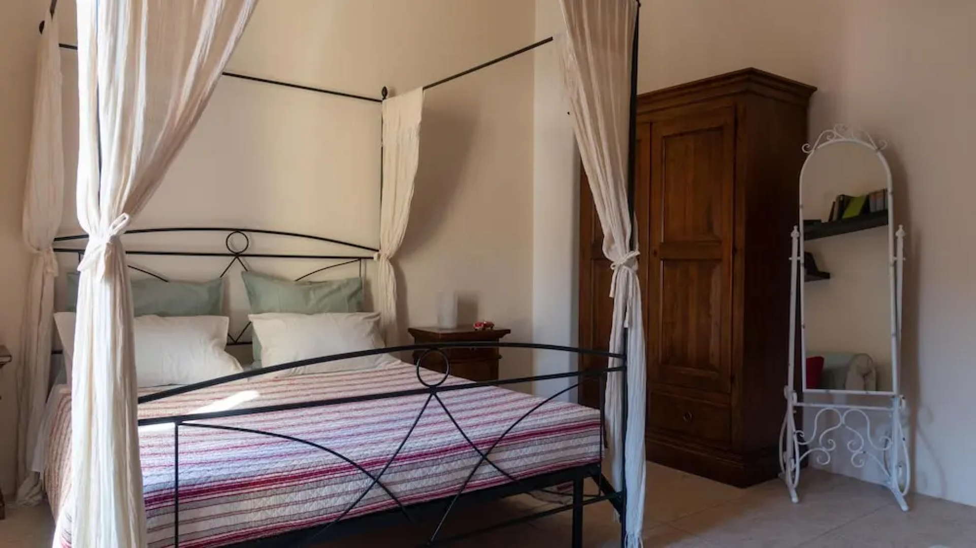 Villa Il Casale Onifai Intera