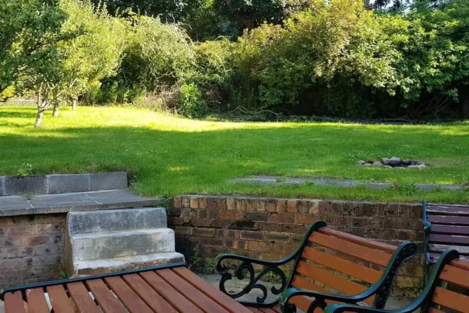 East Lothian Semi-secluded Cottage for up to 9