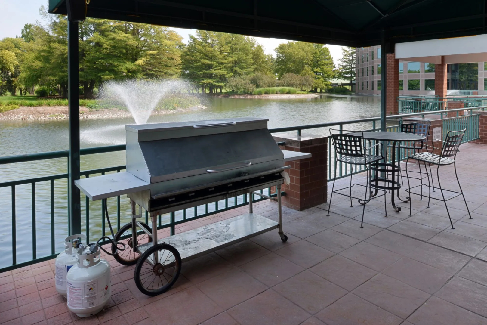 Elimwood Hotel, a Ramada by Wyndham