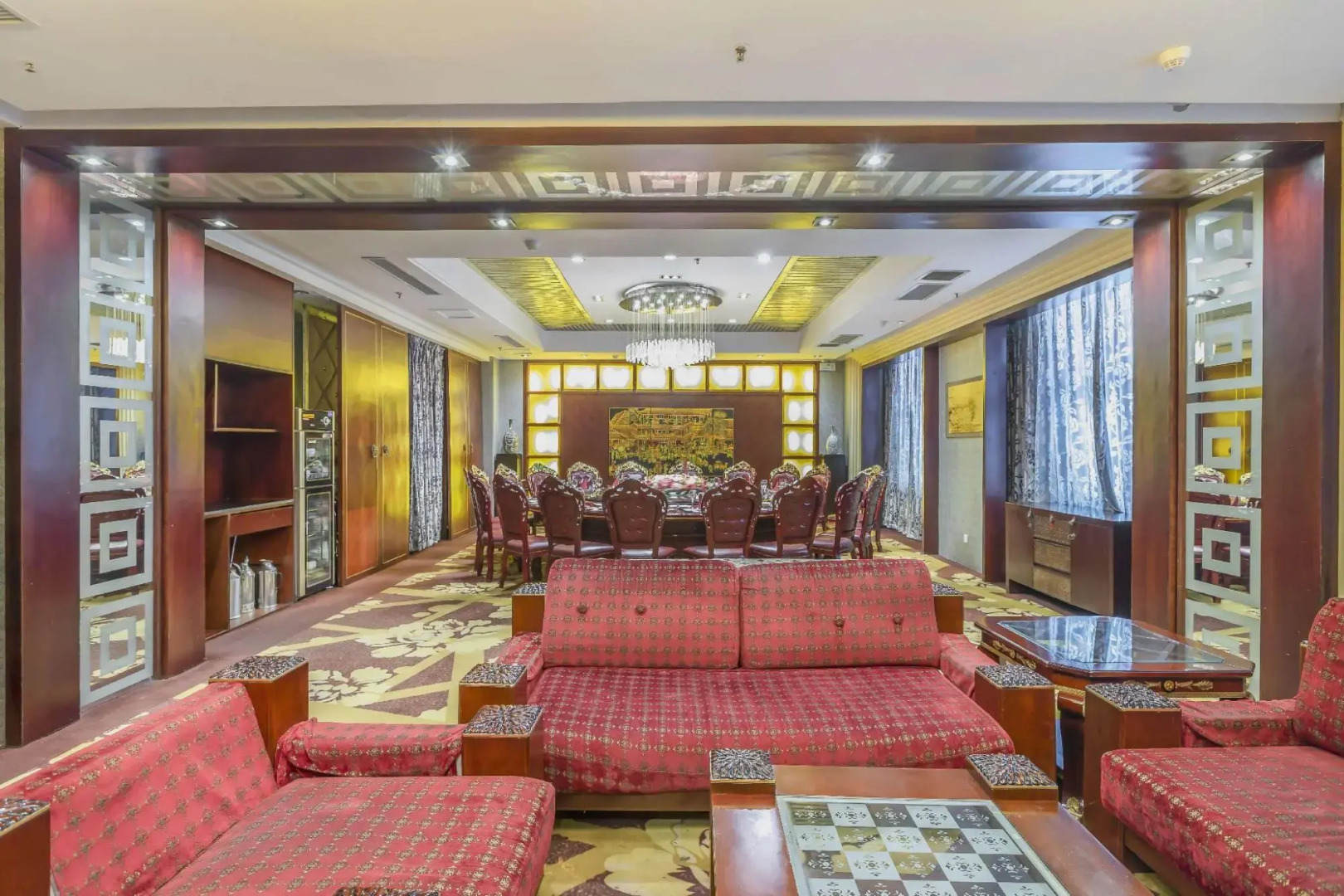 Luoyang Aviation Hotel