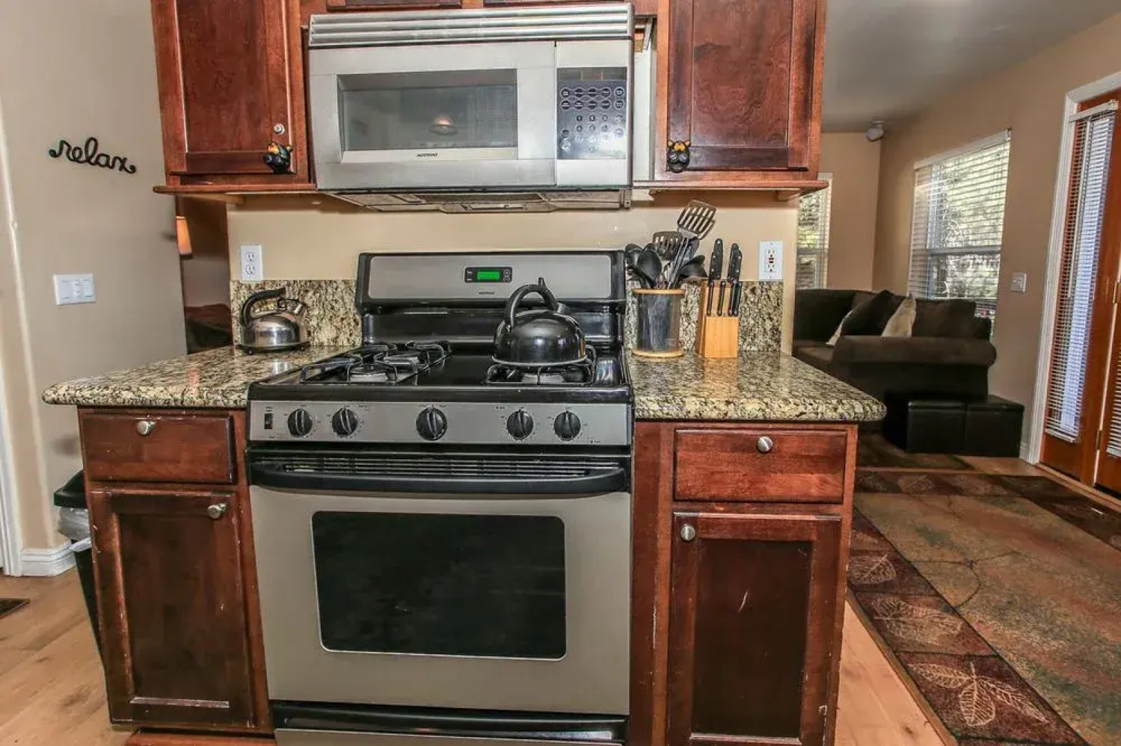 RedAwning "Cabin Big Bear" by the Lake