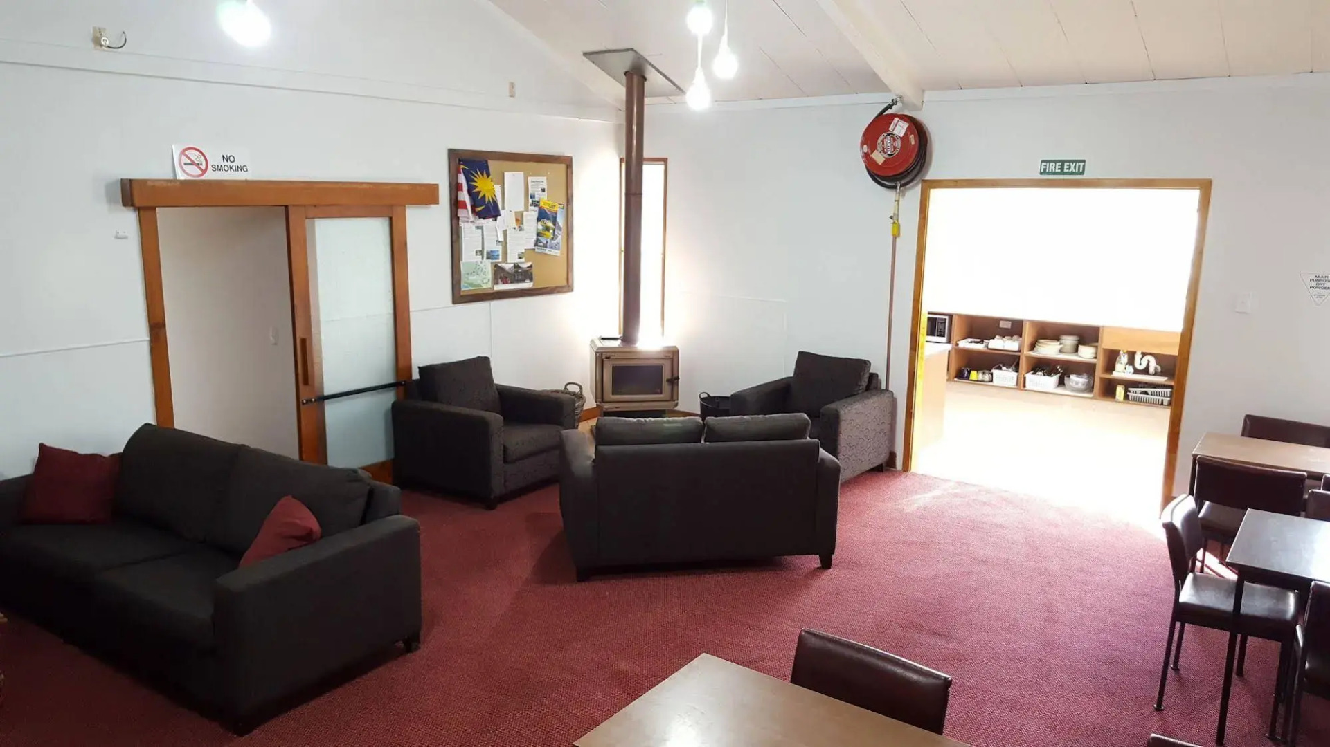 Fiordland National Park Lodge