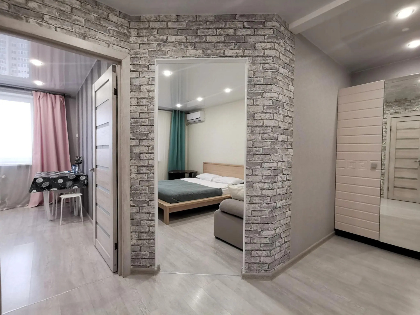 Апартаменты на улице Дыбенко